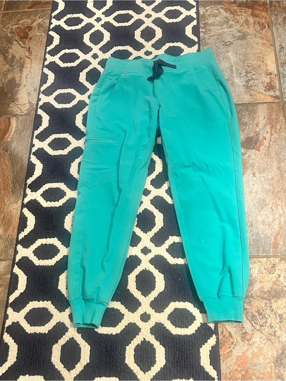 Figs Surgical Green Drawstring Jogger Scrub Pants